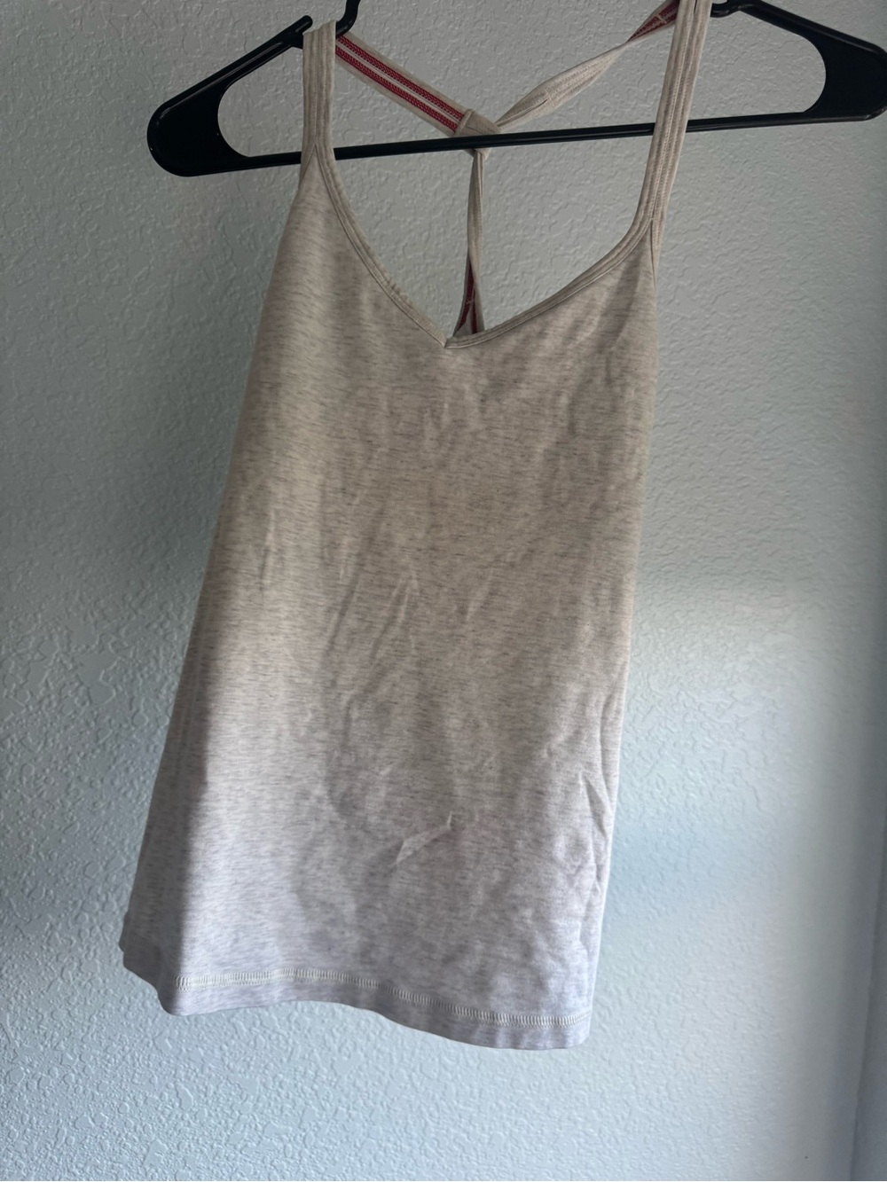 Lululemon Women's Sleek Cream V-Neck Tank Top